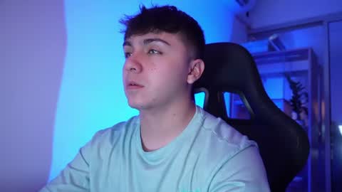 aron__cooper online show from 19, 6, 2026