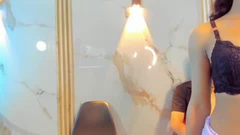 aron and molly online show from 30, 11, 2025