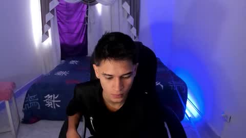 Aaron online show from 10, 10, 2025