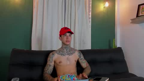 Snapshot of aron_ford chatting on 3, 11, 2025 Aron ford online show from 3, 11, 2025