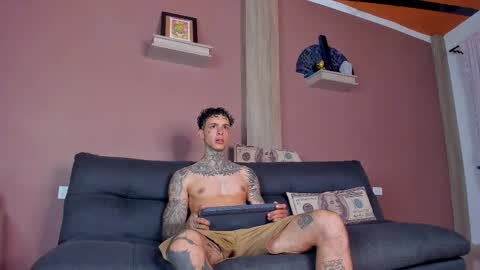 Snapshot of aron_ford chatting on 11, 1, 2026 Aron ford online show from 11, 1, 2026