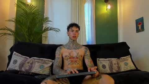 Snapshot of aron_ford chatting on 20, 5, 2026 Aron ford online show from 20, 5, 2026