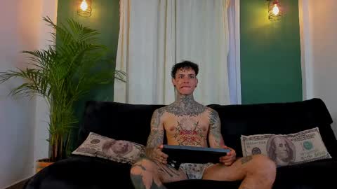 Snapshot of aron_ford chatting on 28, 5, 2026 Aron ford online show from 28, 5, 2026
