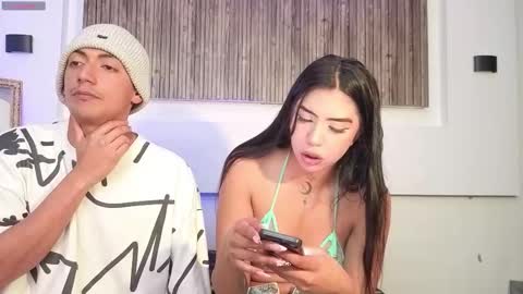 Snapshot of aron_gomez chatting on 25, 9, 2025 aron online show from 25, 9, 2025