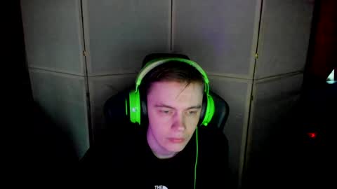 Snapshot of aron_neall chatting on 23, 1, 2025 biggest penis online show from 23, 1, 2025