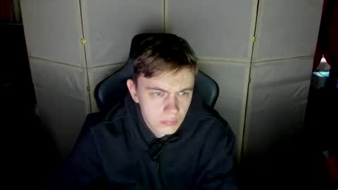 Snapshot of aron_neall chatting on 18, 2, 2025 biggest penis online show from 18, 2, 2025