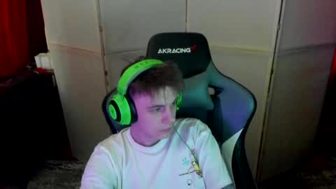 Snapshot of aron_neall chatting on 27, 2, 2025 biggest penis online show from 27, 2, 2025