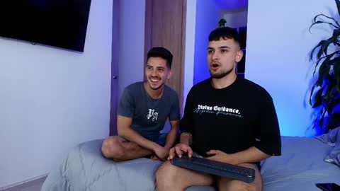 Aron Santoro online show from 23, 4, 2026