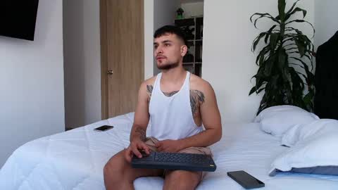 Aron Santoro online show from 9, 5, 2026