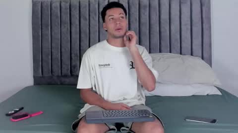 Snapshot of aroncooper1 chatting on 2, 10, 2025 aron cooper online show from 2, 10, 2025