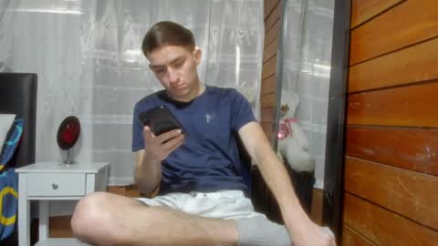 Aron G Franco online show from 5, 3, 2025