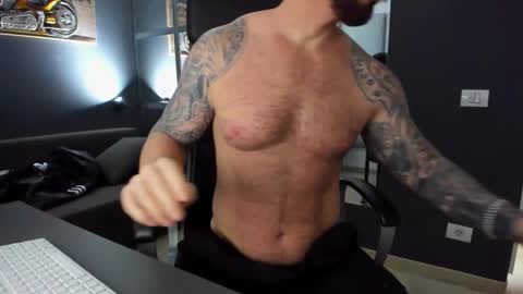 AronGrant online show from 2, 2, 2025