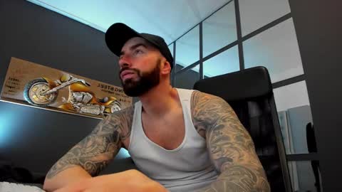 AronGrant online show from 5, 2, 2025