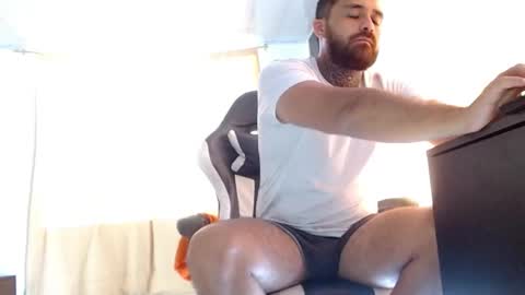 Snapshot of aronmiller404 chatting on 17, 3, 2026 aronmiller online show from 17, 3, 2026