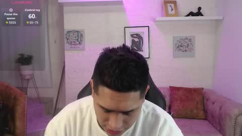 Snapshot of aroon_09 chatting on 18, 12, 2025 Aron online show from 18, 12, 2025