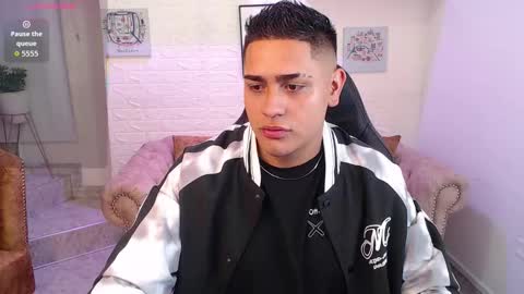 Snapshot of aroon_09 chatting on 20, 12, 2025 Aron online show from 20, 12, 2025