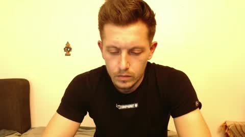 arromwilliam90 online show from 14, 2, 2025