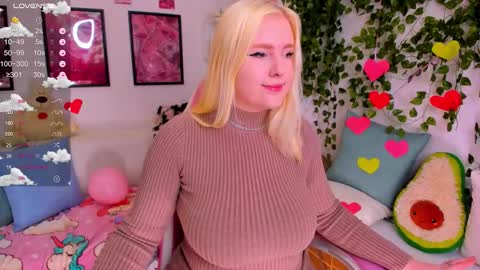 art_lovee_ online show from 8, 3, 2026