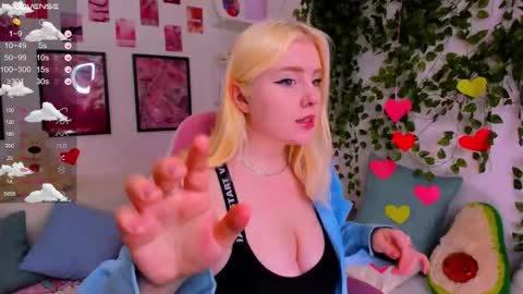 art_lovee_ online show from 15, 3, 2026