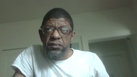 Snapshot of arteblazze chatting on 14, 3, 2026 Arteblazze not daddy boy bitch or nigga online show from 14, 3, 2026