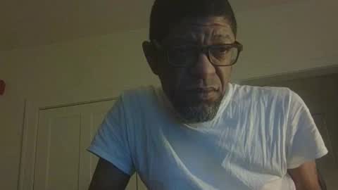 Snapshot of arteblazze chatting on 30, 3, 2026 Arteblazze not daddy boy bitch or nigga online show from 30, 3, 2026