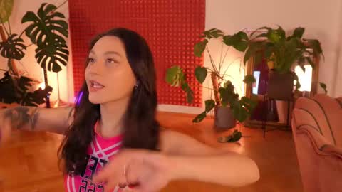 Maya online show from 16, 2, 2025