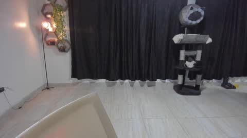 Snapshot of artemis_020 chatting on 9, 9, 2025 FENIX online show from 9, 9, 2025