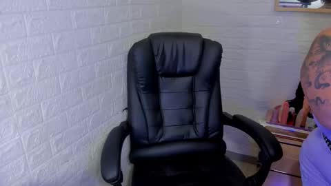 Snapshot of artenisa_tay69 chatting on 3, 3, 2026 artenisa_tay69 online show from 3, 3, 2026