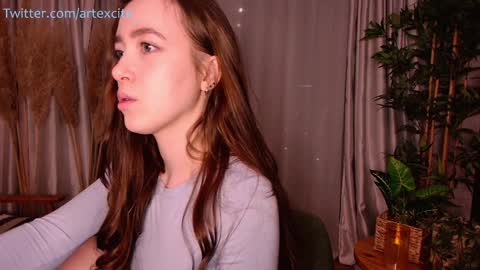 Snapshot of artexcite_ chatting on 27, 1, 2025 Lina online show from 27, 1, 2025