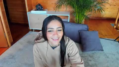 Linda  independent model artgeea online show from 7, 3, 2025