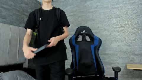 arthurcox_ online show from 14, 12, 2025