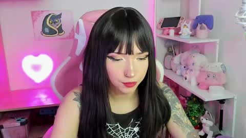 Snapshot of artic_love chatting on 8, 10, 2025 Lenna online show from 8, 10, 2025