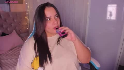 Snapshot of artmisa0519 chatting on 22, 10, 2025 artmisa0519 online show from 22, 10, 2025