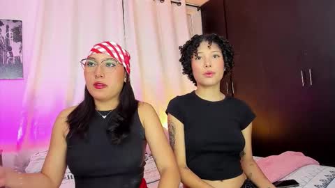 Snapshot of ary_and_kel chatting on 3, 3, 2026 Ariana and Kelsieh online show from 3, 3, 2026