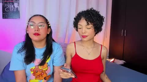 Snapshot of ary_and_kel chatting on 31, 3, 2026 Ariana and Kelsieh online show from 31, 3, 2026