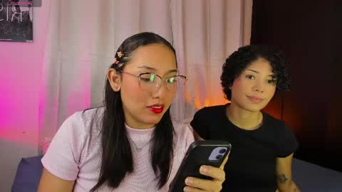 Snapshot of ary_and_kel chatting on 1, 4, 2026 Ariana and Kelsieh online show from 1, 4, 2026