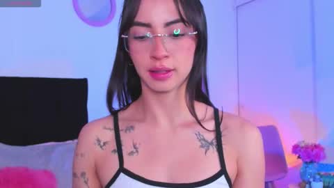 Snapshot of aryane_art_ chatting on 14, 11, 2025 carol online show from 14, 11, 2025