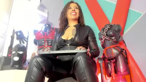 aryfox77 online show from 8, 6, 2026