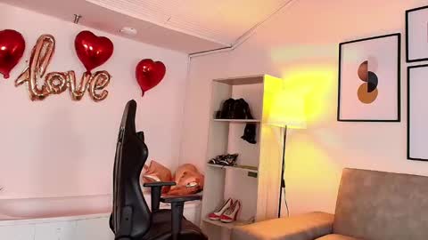 Catalina online show from 21, 2, 2025