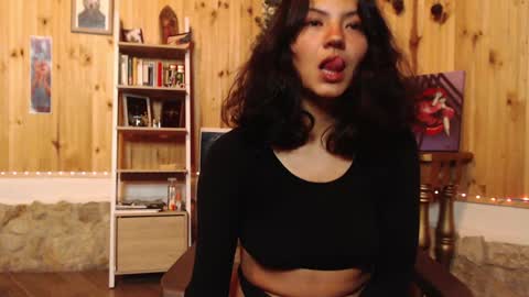 Snapshot of asaray_t chatting on 5, 6, 2026 Saray online show from 5, 6, 2026