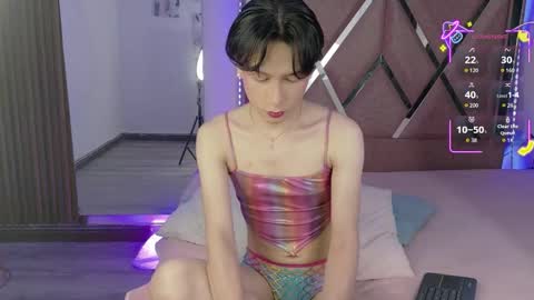 Ash Femboy online show from 14, 9, 2025