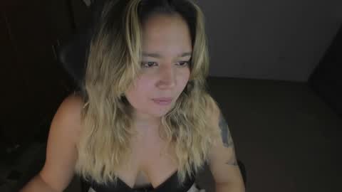 ash_smith1 online show from 31, 1, 2025