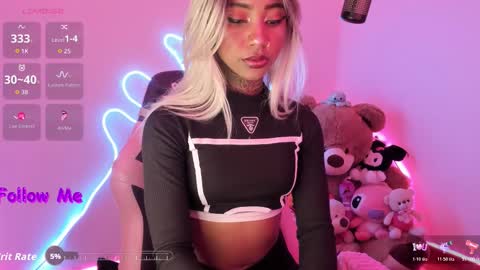 AshantiINDEPENDENT MODEL online show from 13, 1, 2026