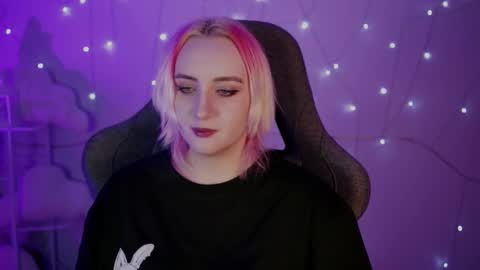 AshleyAshe  online show from 21, 2, 2025