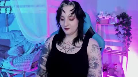 AshleyAshe  online show from 8, 10, 2025