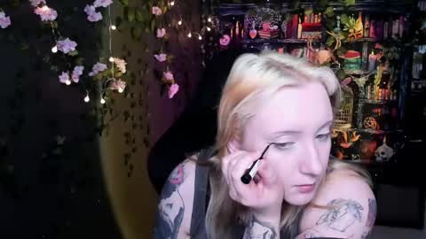 AshleyAshe  online show from 30, 5, 2026