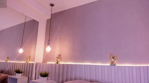 I am Ashley online show from 13, 11, 2025