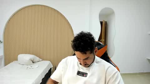 ashlan_king online show from 10, 5, 2026
