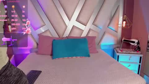 Ashley  online show from 24, 4, 2026