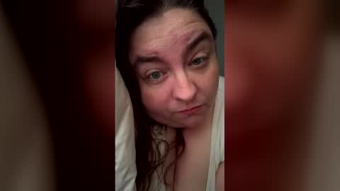 Snapshot of ashleightara813 chatting on 19, 5, 2026 ashleightara813 online show from 19, 5, 2026